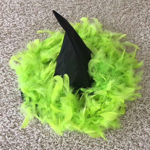 Halloween Feather Witch Costume Size 8- 10 - Picture 3 of 7